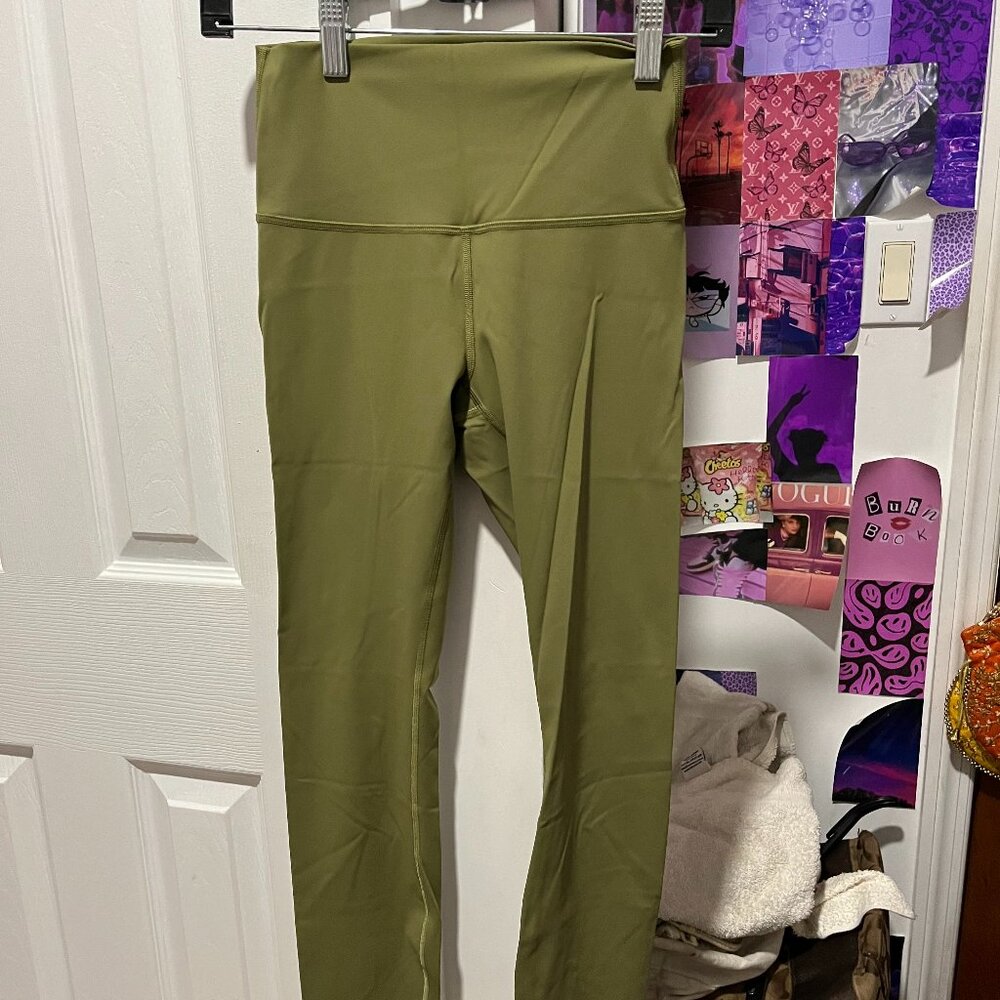 S4 lululemon matcha green align leggings